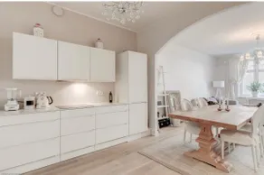 Central Cozy Haven - Image 2