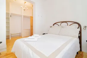 Dreamy Spain: Style and Comfort! - Image 4