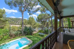 Admiral's Villa. Lakeside villa with swimming pool - Image 4