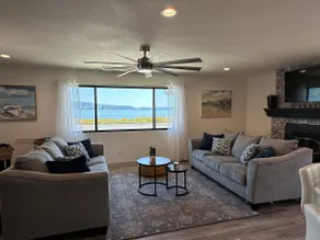 Daryabaan Lake House - Image 2