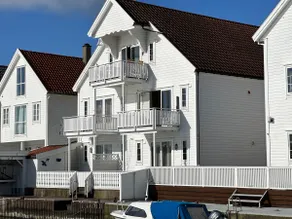 Downtown apartment in Skudeneshavn with sea view - Image 3