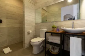 Luxury Suite Downtown A/C- Heart of Querétaro - 10 - Image 5