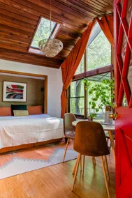North Zen Riverfront Cabin by Riveria Stays - Image 4