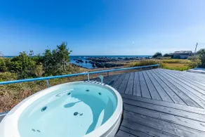 Ocean View Private Beach House with Jacuzzi and Sauna - Image 5