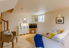 Cottage at The Butchers Arms - Image 2