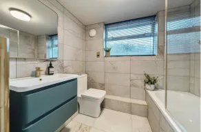 Luxury 3 Bed House in Central Tunbridge Wells Sleeps 10 - Image 3
