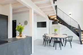 Designer vacation homes in the countryside - Image 2