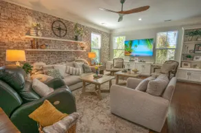 Lady Liberty: Park Circle Charm + Modern Home! - Image 3