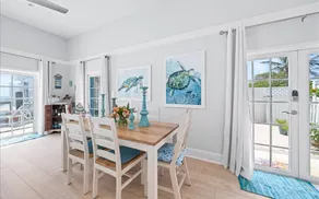Beachfront Cottage - Seagrape - Image 5