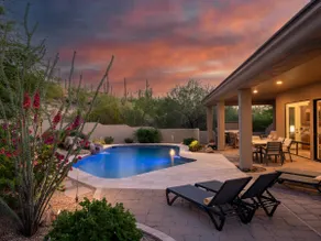 Lux Cave Creek Oasis Heated Pool Spa Walk to Town - Image 2