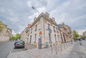 Le Royaume - Parking - Image 2
