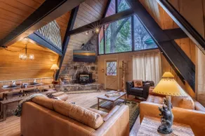 Cabine 2BR Gatlinburg confortable avec terrasse et bain à remous privé - Image 4