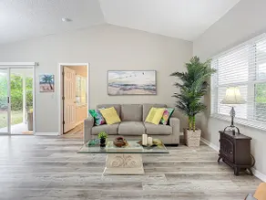 Elegant Quiet Villa - Image 3