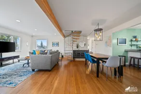 Private, Spacious 5 Bedroom House - Image 2