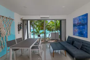 Family apartment with stunning ocean view - Image 5