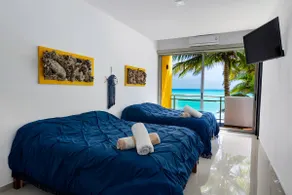 Family apartment with stunning ocean view - Image 3