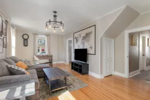 Linglestown Village Large Home - Image 3