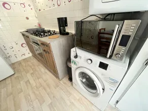 A great host at your service! 5-bed house - Image 3