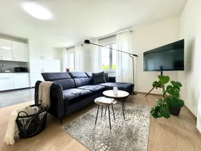 96m2 Designer Apartment, FREE Garage Parking - Image 5