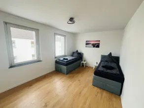 Cosy Flat | 4 Beds | 3 Room | Parking | WiFi - Image 4