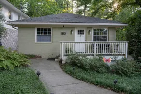 Cozy 2BR Midtown Bungalow | Family Friendly - Image 2