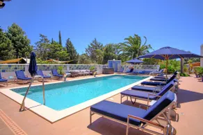 Casa Monte Cristo Apartments - Lime - Image 2
