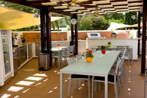 Casa Monte Cristo Apartments - Lime - Image 4