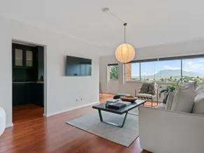 Beautiful Apartment in New Town - Image 5