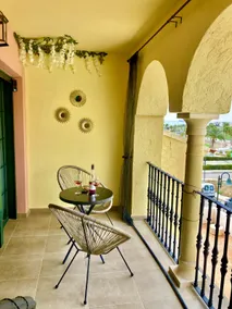 Mambo No. 11 Private W/Roof Terrace & Sea view - Image 3