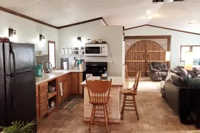 Creekside Hideaway - Image 4