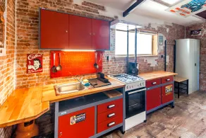 Industrial style studio house Eni, with Parking, BBQ, AC in Marčana, Ferienwohnung - Image 5