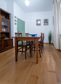 St Peter Square Apartment - Image 5
