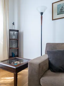 St Peter Square Apartment - Image 4