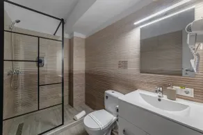 Spacious Family Studio in Otopeni - Image 5