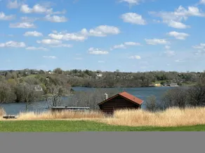 Beautiful Lake view! - Image 2