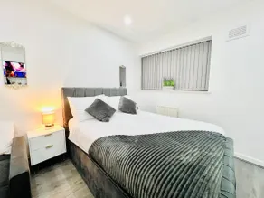 Comfy Stay in Birmingham - Image 3
