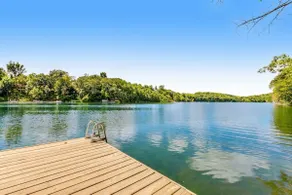 Lakefront Escape |Kayaks + Firepit |25Min to Dells - Image 2