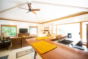 Honey House - Image 5