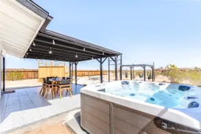 *New Listing Discount* 3mi to JTNP, Hot Tub, Games - Image 3