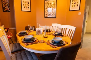 Sarah’s Home Away from Home - Luxury Apartment - Image 5