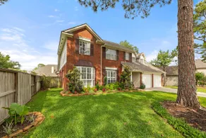 Amazing Bay Villa Near NASA with Pool & Pool Table - Image 2