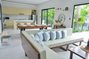 Tropical Haven: Infinity Pool Next to Nature - Image 4