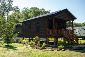 Riley's Retreat - Image 5
