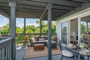 Beach Haven Hideaway ~ stunning water views! - Image 4