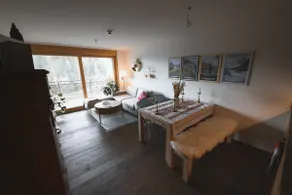 Cosy, stylish new flat with spa and gym & shuttle to ski lifts - Image 3