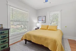 Freshly Renovated 1925 Bungalow - Image 4
