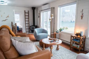 On the Ocean's Edge! 3B/2B Retreat in Fort Amherst - Image 2