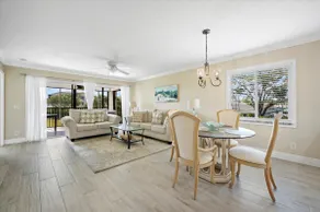 2/2 Condo-5 Minute Walk to Beach - Image 4