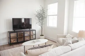Townhouse at Highbury - Image 2