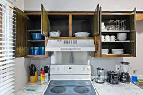 Relaxing 2BR Riverfront Townhome - Image 4